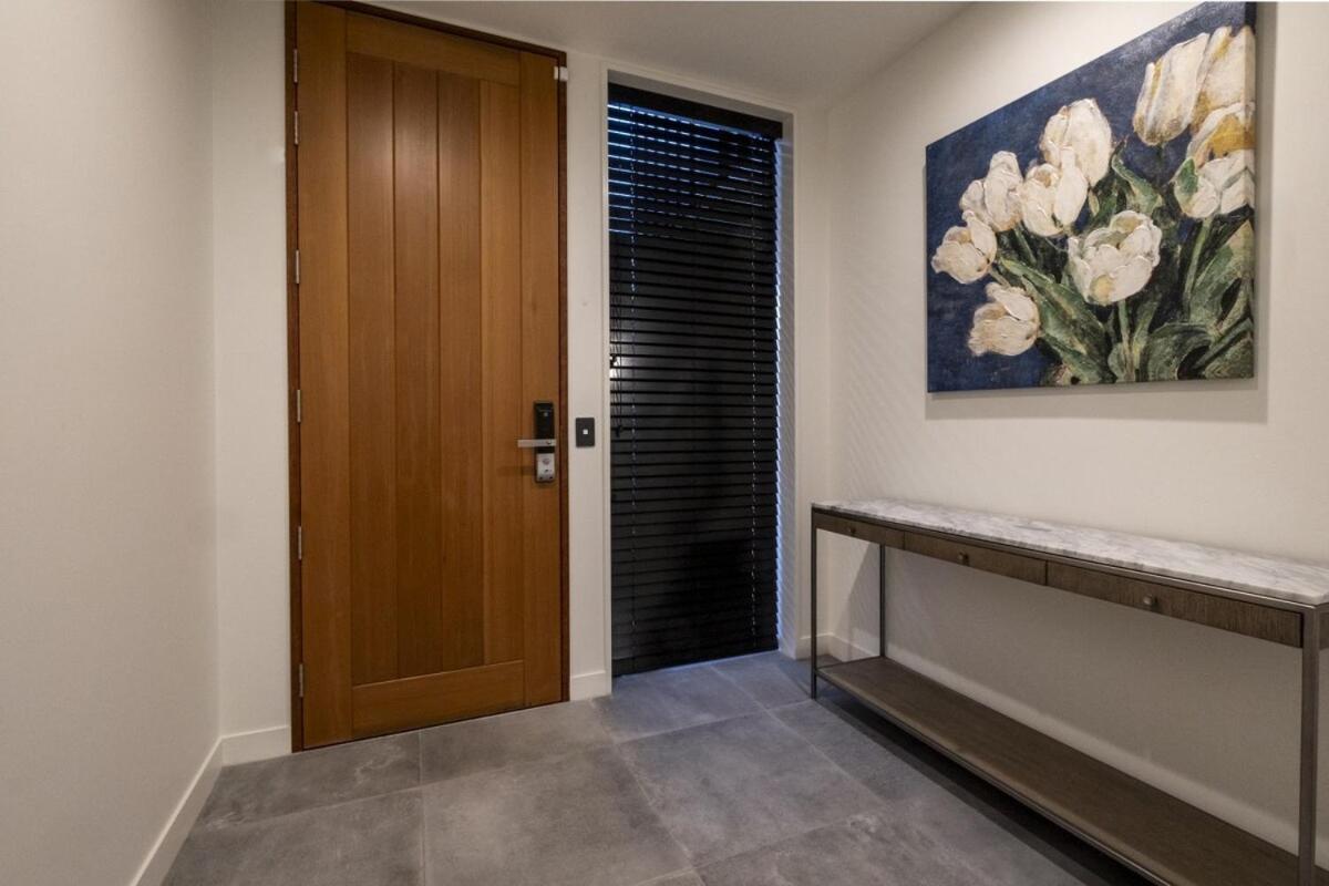 Apartment Premium 3bed With Gated 2 Car Parks Christchurch